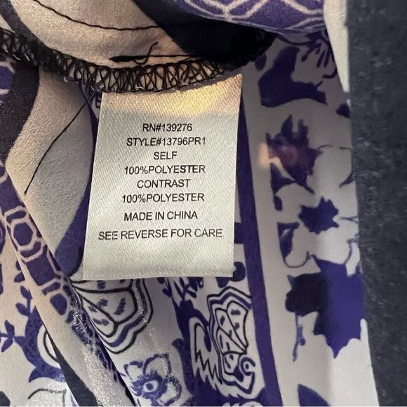 Daniel Rainn Blue White Floral V Neck Roll Tab Sleeves Tunic Blouse - Picture 3 of 4